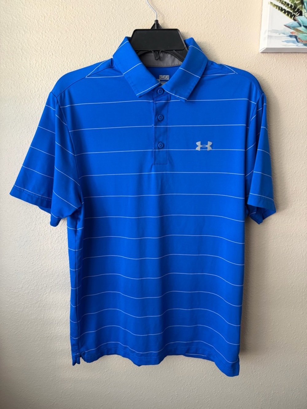 Under Armour Polo Mens Medium Blue With White Stripes HeatGear Golf Stretch